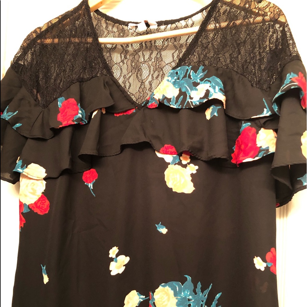 Candies floral ruffle sleeve top size L Y2K